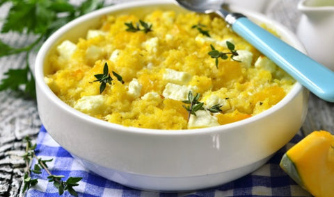 Zapiekanka z kaszą jaglaną, dynią i serem feta