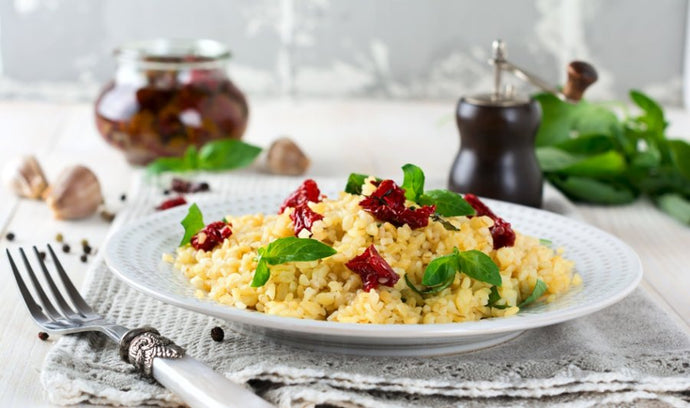 Kasza bulgur z suszonymi pomidorami i bazylią      ...